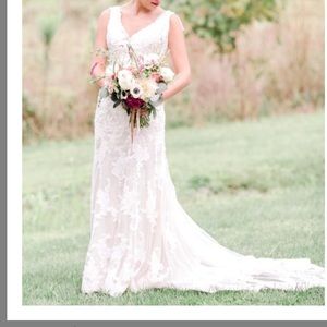 Maggie Sottero Wedding Dress